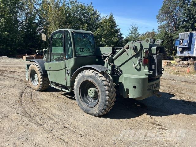 SkyTrak MMV Telescopic handlers