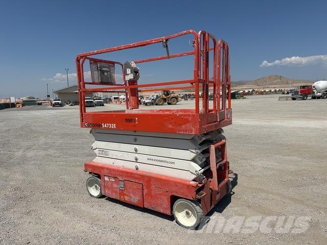 Snorkel S4732E Scissor lifts