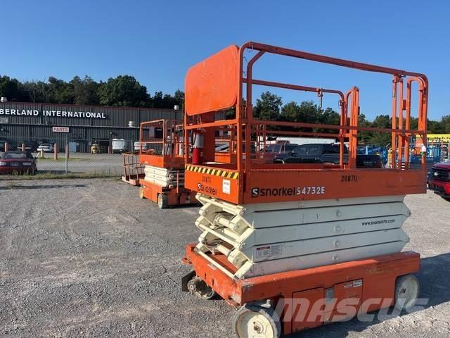 Snorkel S4732E Scissor lifts