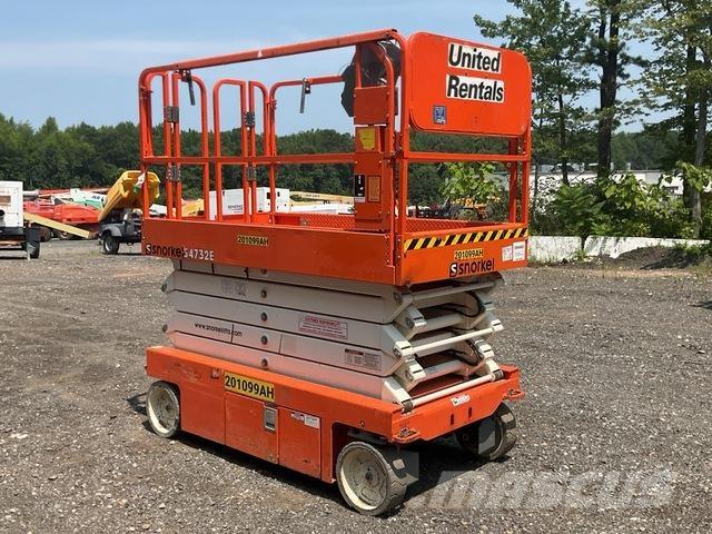 Snorkel S4732E Scissor lifts