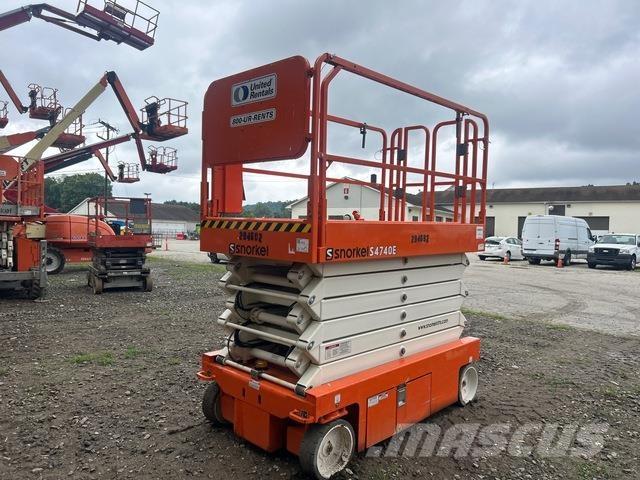Snorkel S4740E Scissor lifts