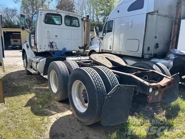 Sterling A9500 Tractor Units