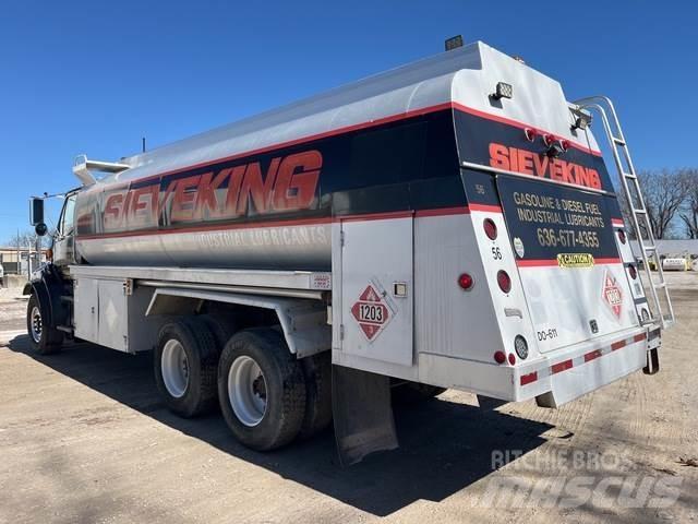 Sterling L9500 Tanker trucks