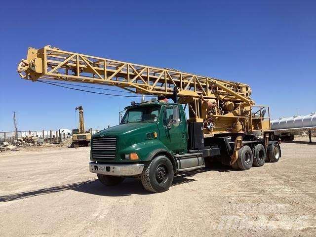 Sterling L9500 Mobile drill rig trucks
