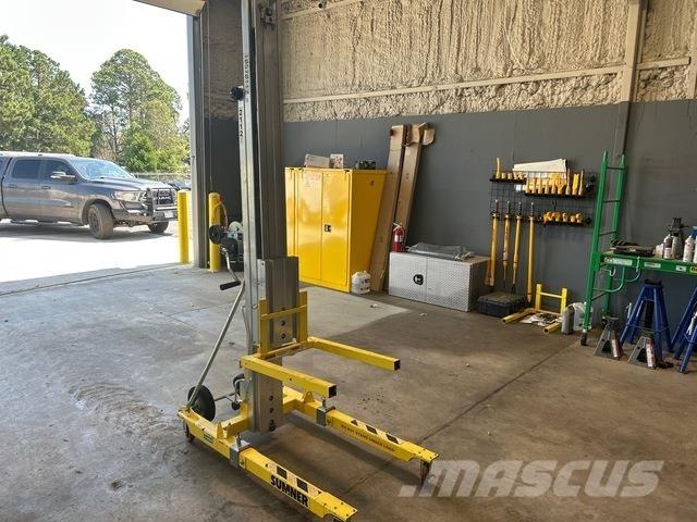 Sumner 2112 Winches, hoists and material lifts
