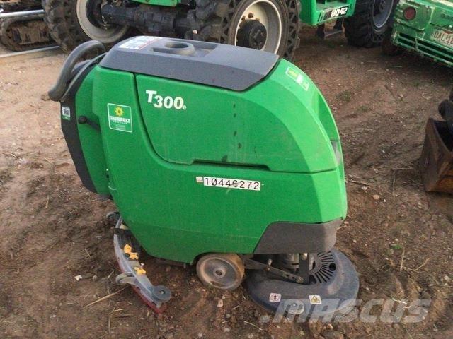 Tennant T300 Scrubber dryers