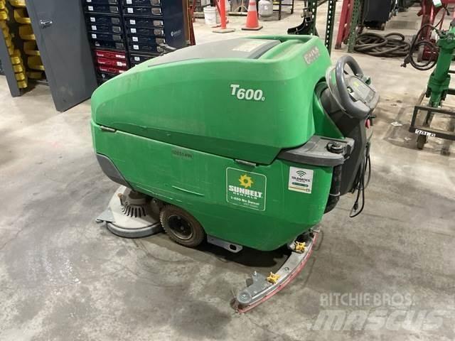 Tennant T600E Scrubber dryers