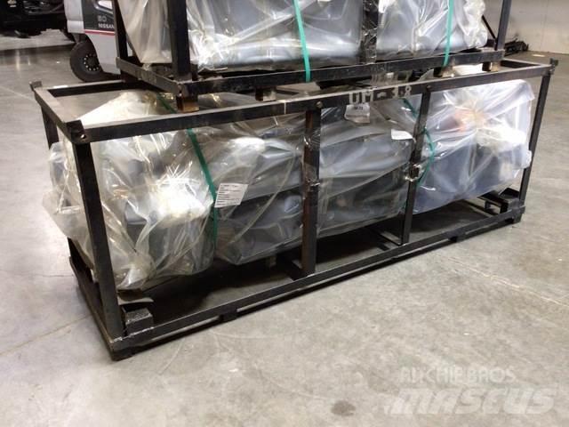 Titan UM72 Agriculture - Others