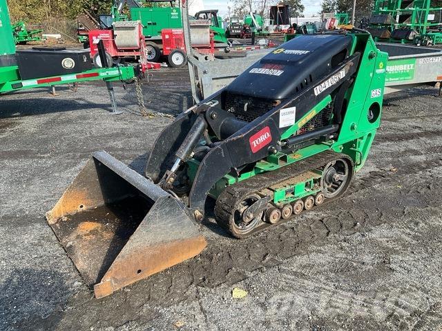 Toro 22321G Skid steer loaders