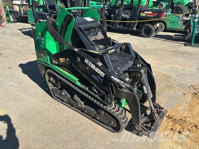 Toro 22327G Skid steer loaders