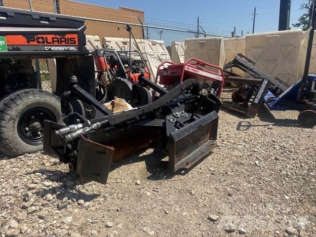 Toro 22426 Construction - Others