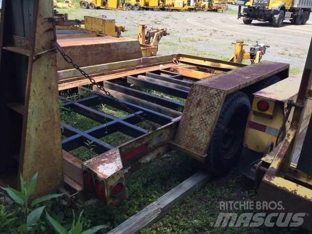 TOWMASTER BT4 Vehicle transport trailers
