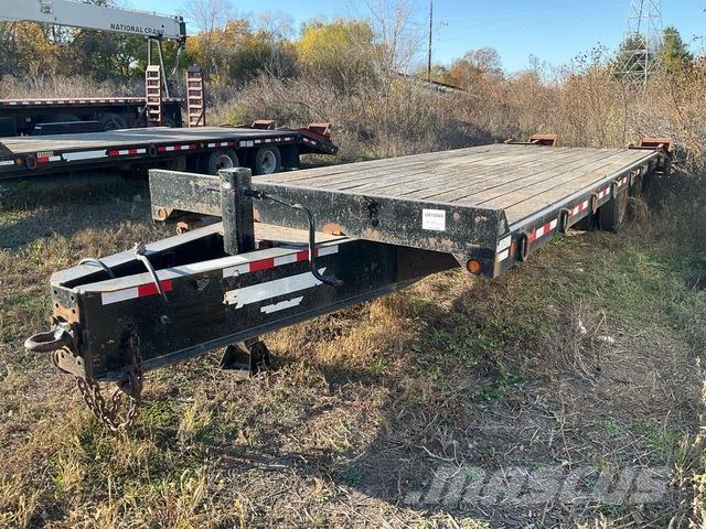 TOWMASTER T-40 Vehicle transport trailers