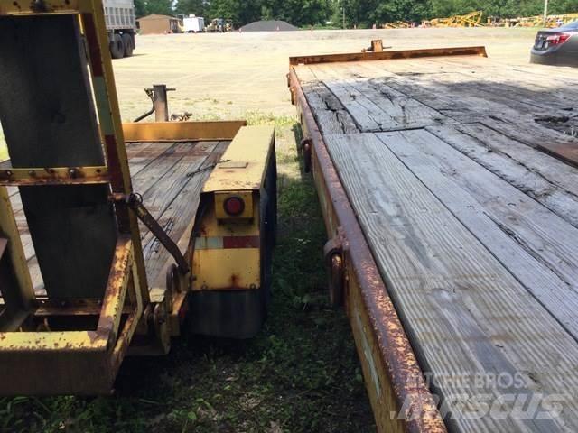 TOWMASTER T40T Vehicle transport trailers