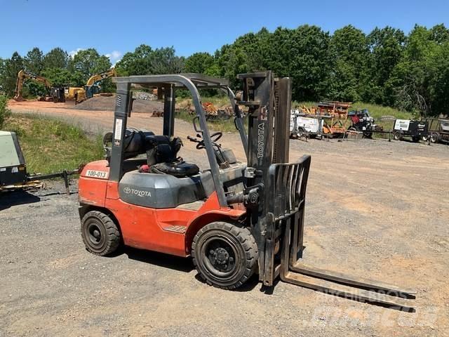 Toyota 7FGU32 Construction - Others