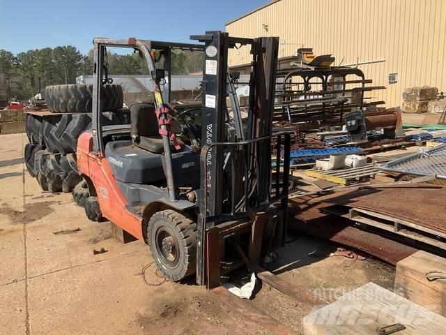 Toyota 8FDU25 Construction - Others