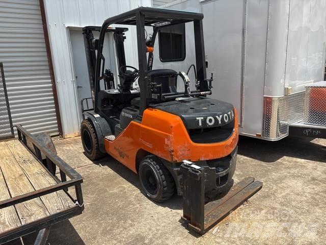 Toyota 8FGU30 Construction - Others