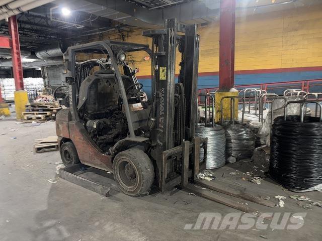 Toyota 8FGU32 Construction - Others