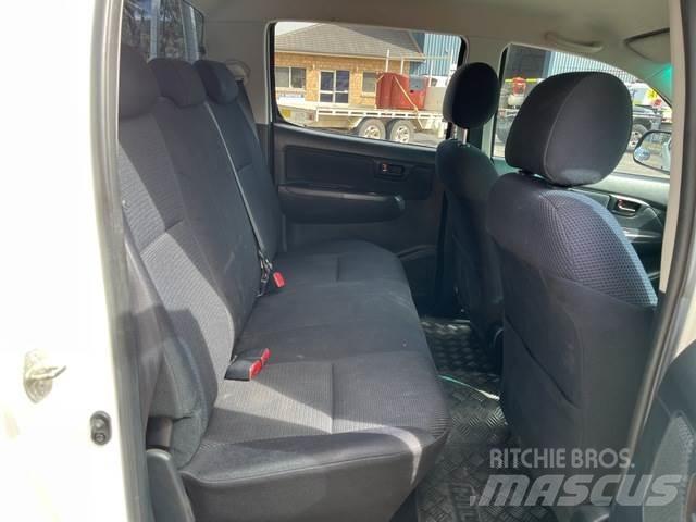 Toyota Hilux Pick up/Dropside