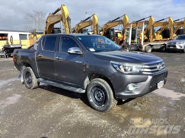 Toyota HiLux Pick up/Dropside