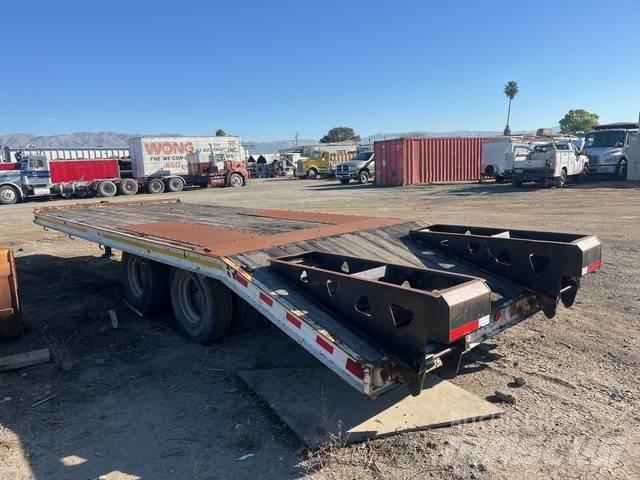 Trail King  Vehicle transport trailers