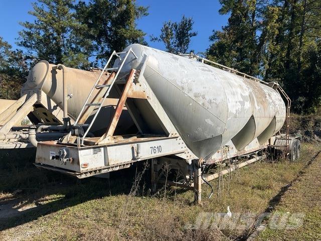 Trail King  Other trailers