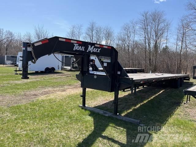 TrailMaxx  Vehicle transport trailers