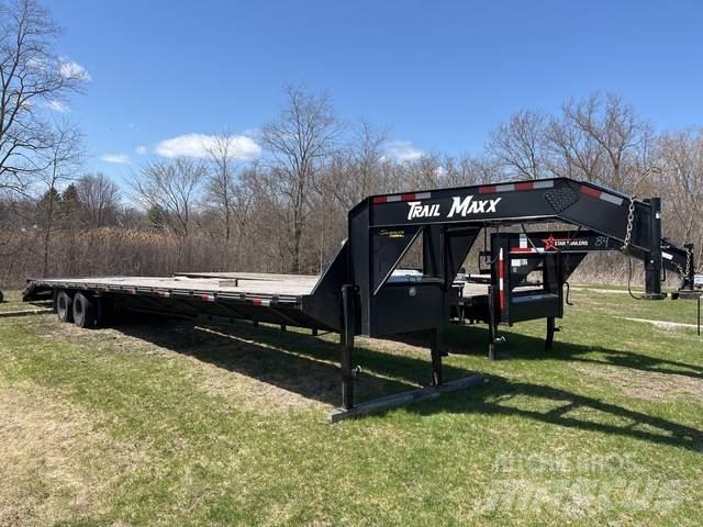 TrailMaxx  Vehicle transport trailers
