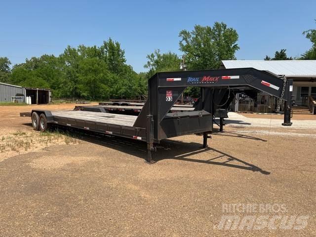 TrailMaxx  Vehicle transport trailers