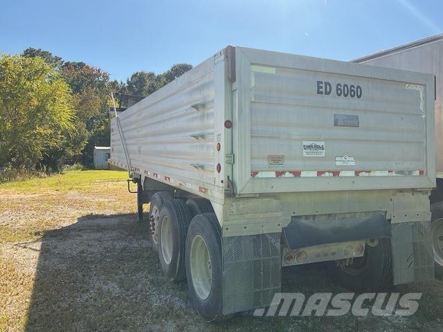 Travis  Tipper trailers