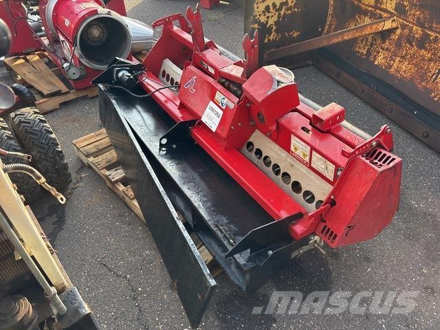 Ventrac EA600 Aerators and dethatchers