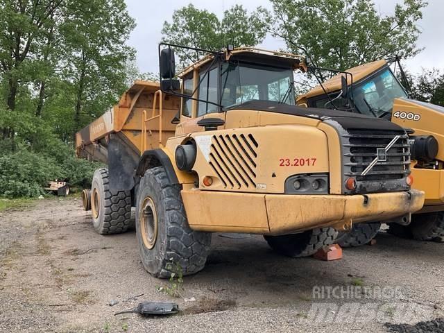 Volvo A40D Articulated Dump Trucks (ADTs)