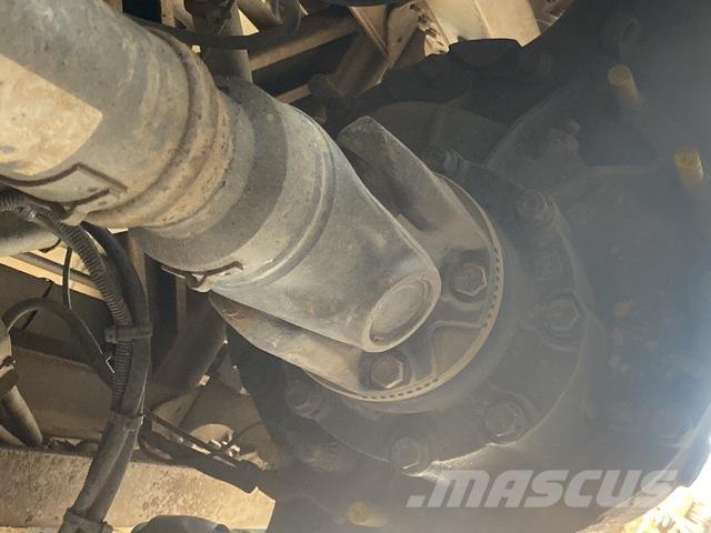 Volvo FE8 Combi / vacuum trucks