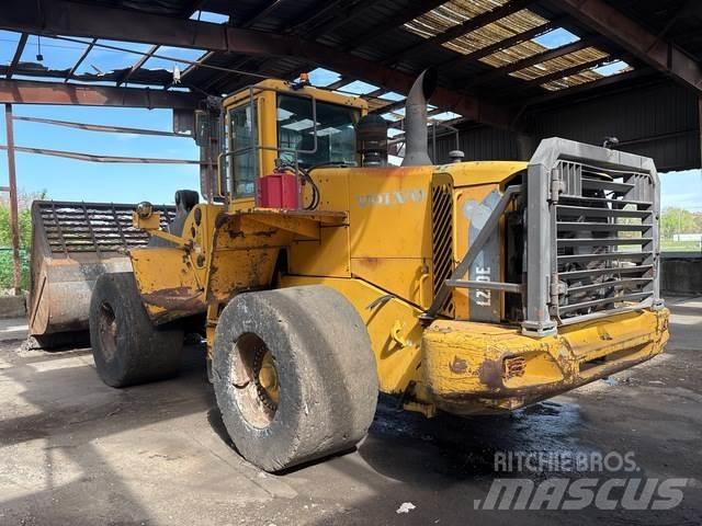 Volvo L220E Wheel loaders