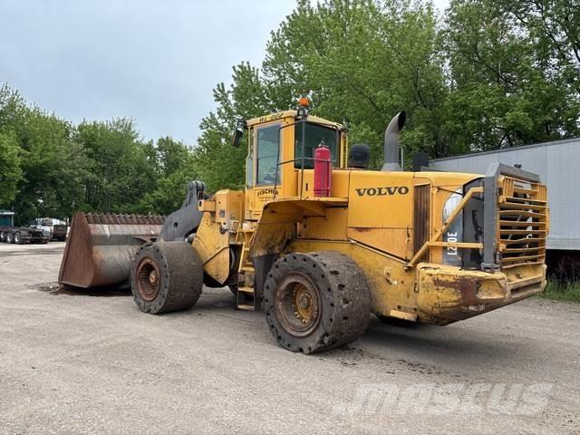 Volvo L220E Wheel loaders