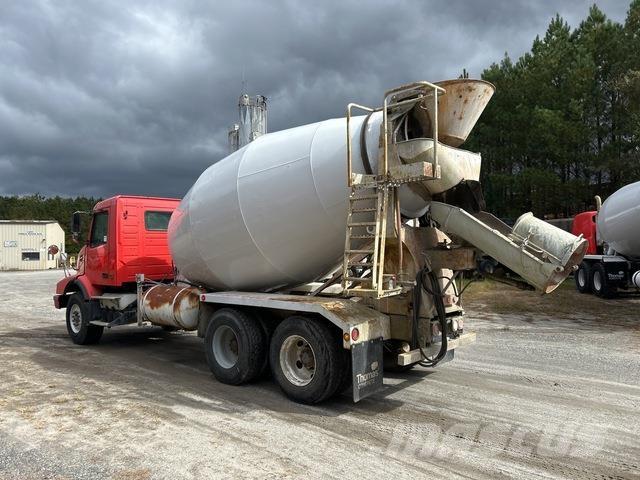 Volvo VHD64B Other trucks