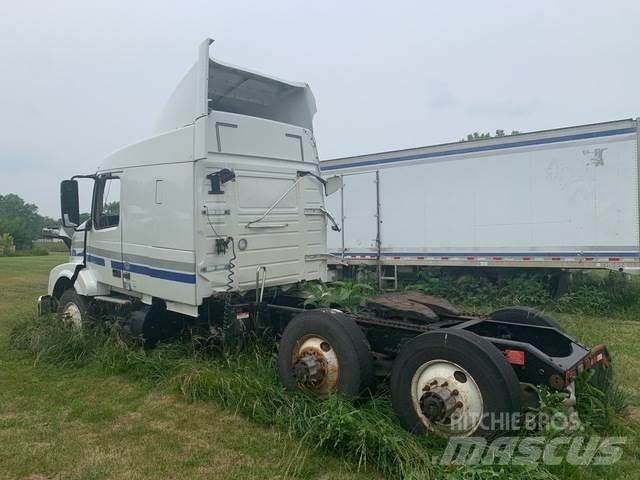 Volvo VN Tractor Units
