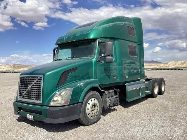 Volvo VNL Tractor Units
