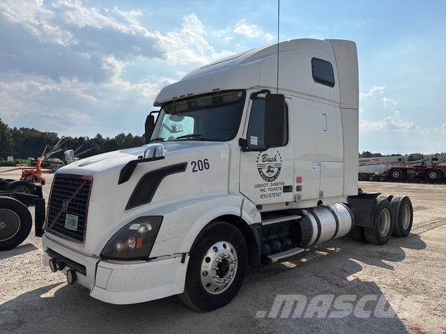 Volvo VNL Tractor Units