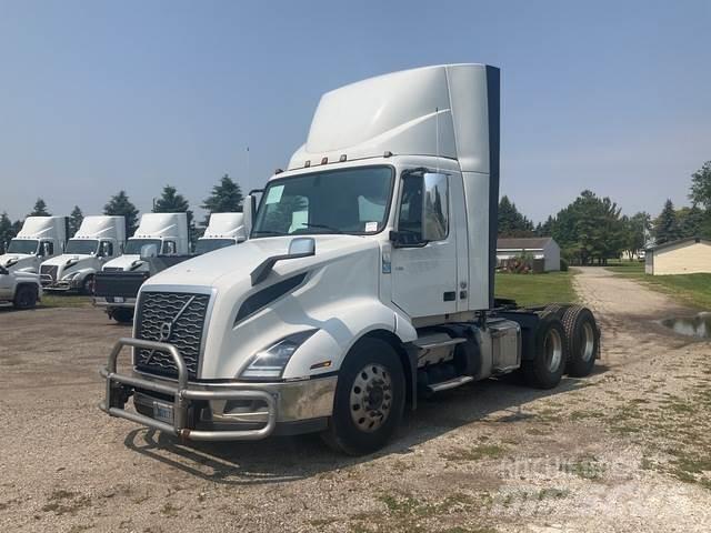 Volvo VNL 300 Tractor Units