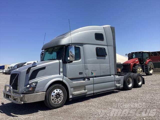 Volvo VNL64780 Tractor Units