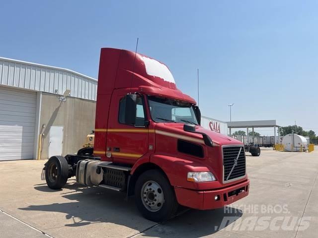 Volvo VNM Tractor Units