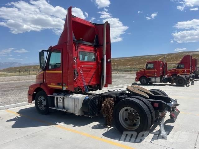 Volvo VNM Tractor Units