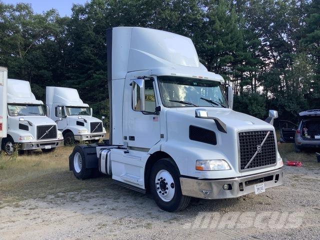 Volvo VNM Tractor Units