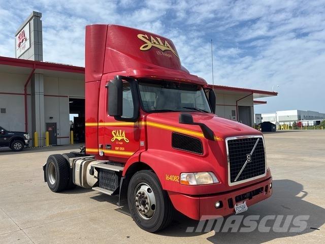 Volvo VNM42T Tractor Units
