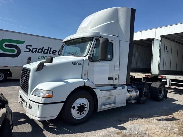 Volvo VNM64T Tractor Units