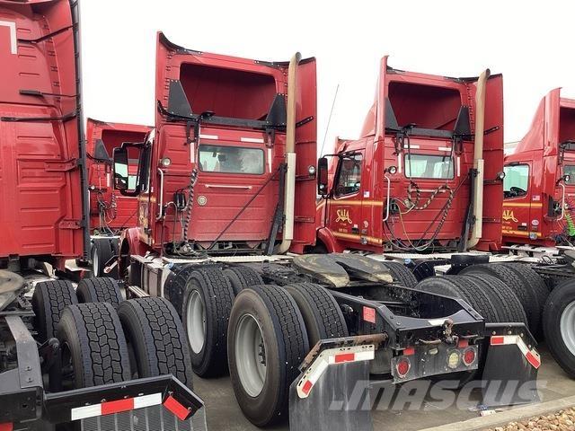 Volvo VNM64T Tractor Units