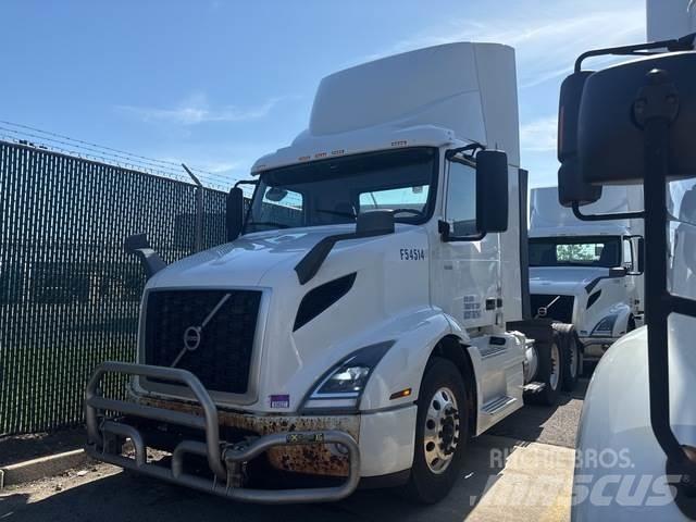Volvo VNR Tractor Units
