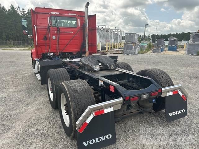Volvo VNR Tractor Units