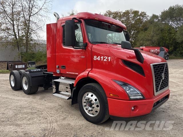 Volvo VNR Tractor Units